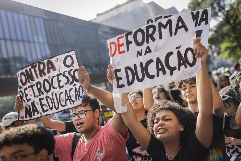 “Novo” Ensino Médio: mais uma “reforma” dos governos anteriores consolidada pelo governo burguês de Lula-Alckmin