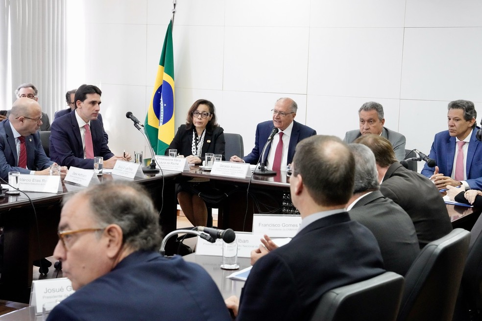 Sobre o ataque imperialista ao Brasil. Uma posição comunista.